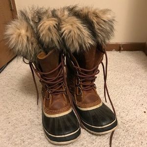 Sorel Women’s Joan of Artic Winter Boots